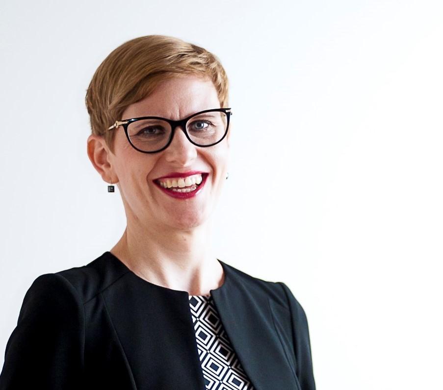 Intervju z dr. Simono Gerenčer Pegan